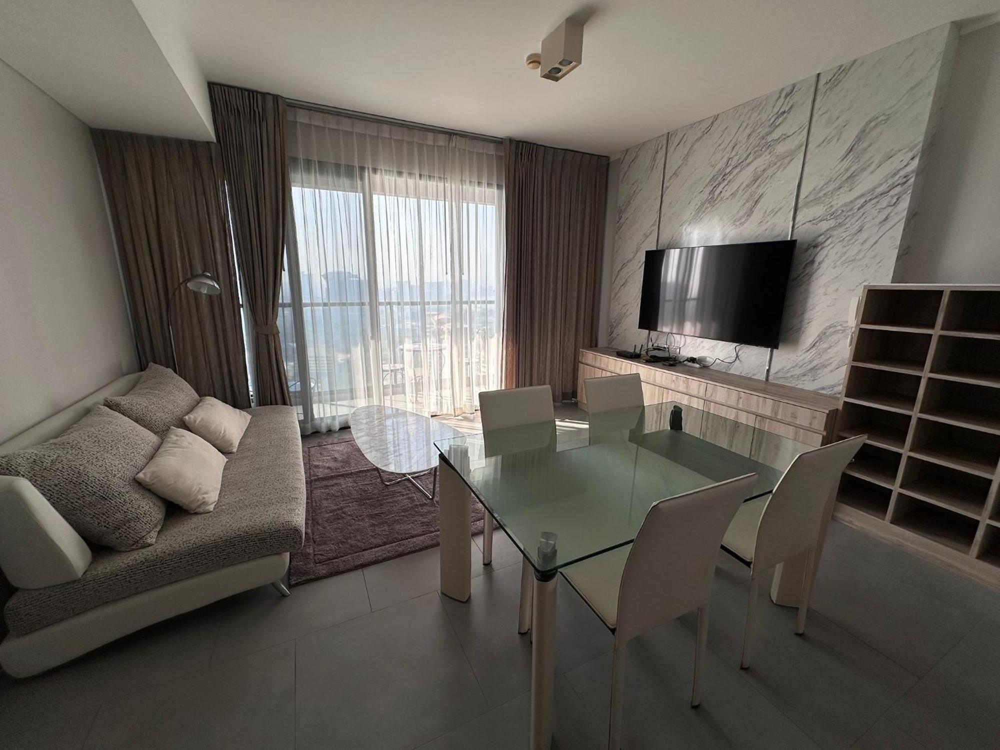 Apartment Zire Wongamat Pattaya